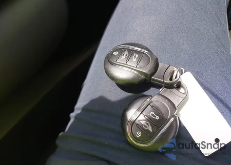 2014 Mini Hardtop Cooper z USA, uszkodzony, nr VIN WMWXM5C53ET972847